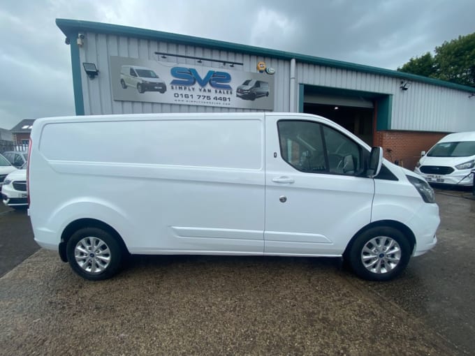 2025 Ford Transit Custom