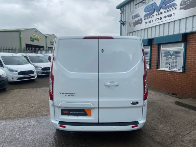 2025 Ford Transit Custom