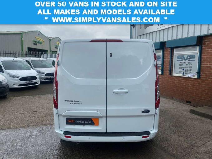 2025 Ford Transit Custom