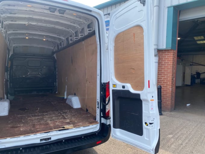 2025 Ford Transit