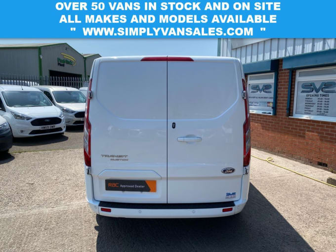 2025 Ford Transit Custom