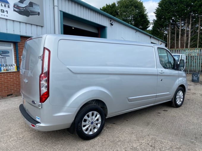 2025 Ford Transit Custom