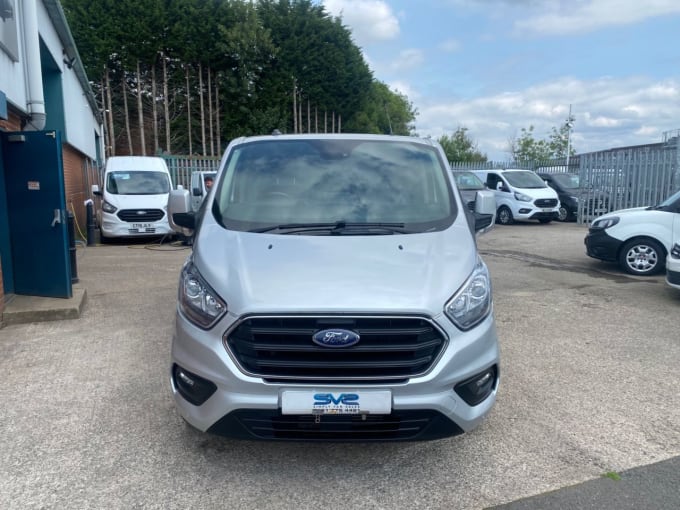 2025 Ford Transit Custom