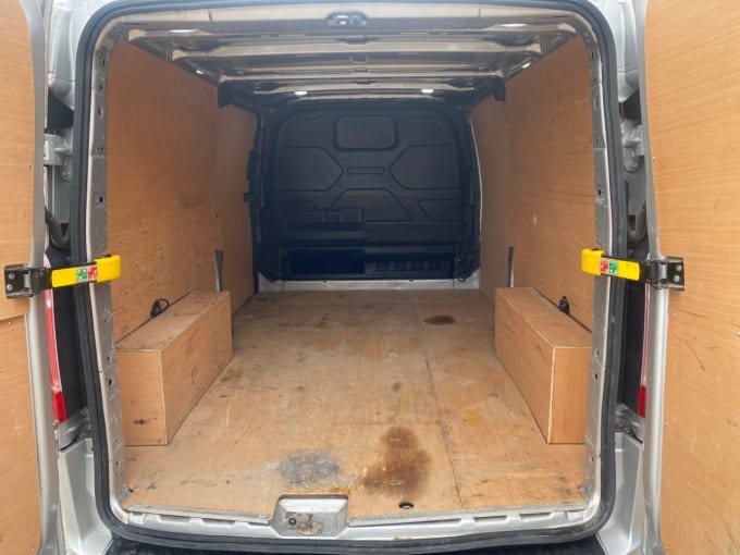 2025 Ford Transit Custom