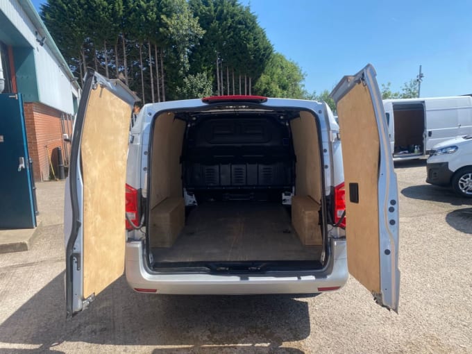 2025 Mercedes-benz Vito