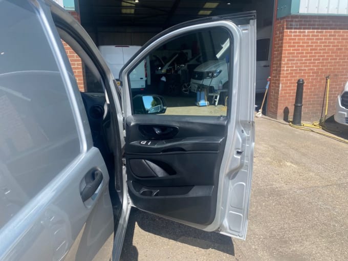 2025 Mercedes-benz Vito