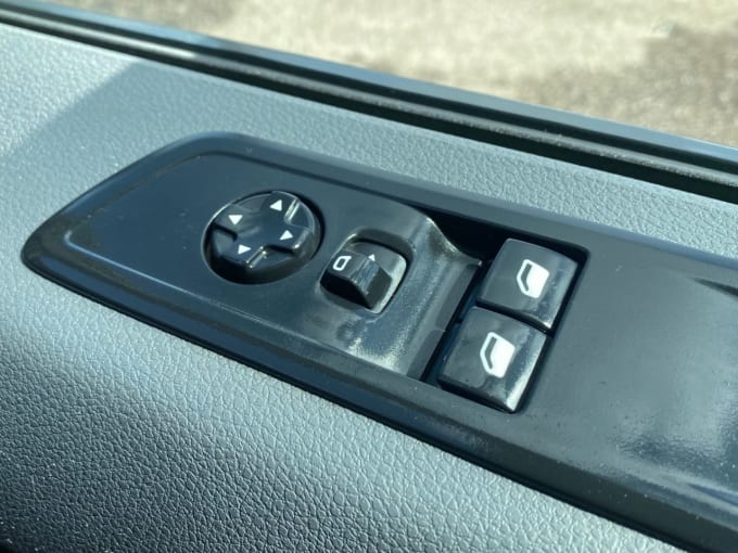 2025 Vauxhall Vivaro