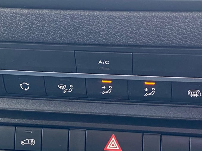 2025 Vauxhall Vivaro