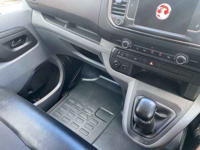 2025 Vauxhall Vivaro
