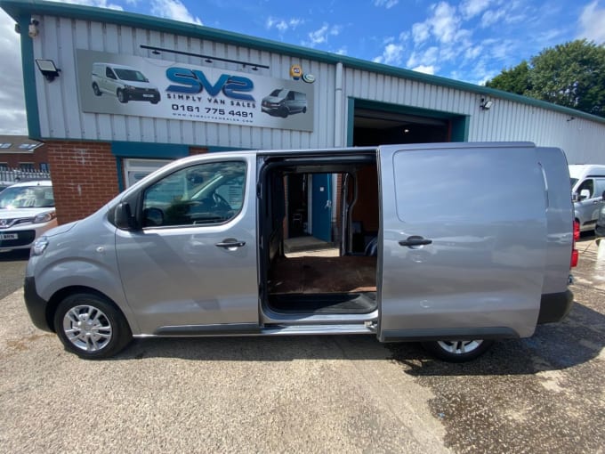 2025 Vauxhall Vivaro