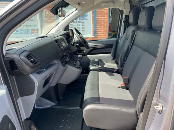 2025 Vauxhall Vivaro