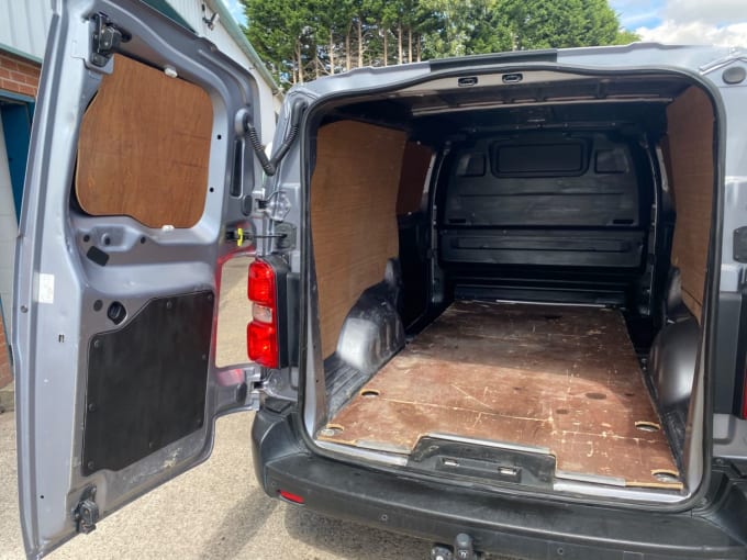 2025 Vauxhall Vivaro