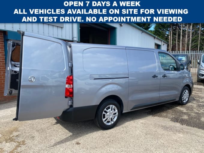 2025 Vauxhall Vivaro