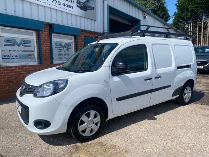 2025 Nissan Nv250