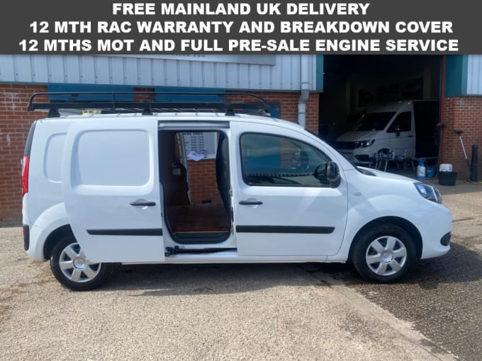 2025 Nissan Nv250