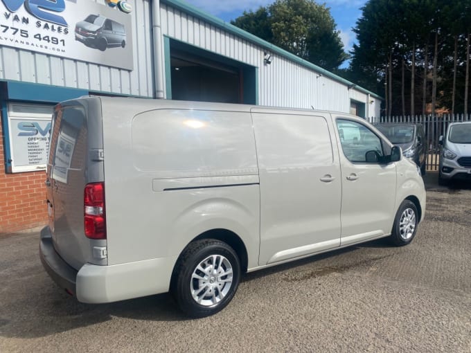 2025 Vauxhall Vivaro