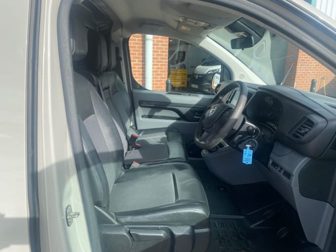 2025 Vauxhall Vivaro