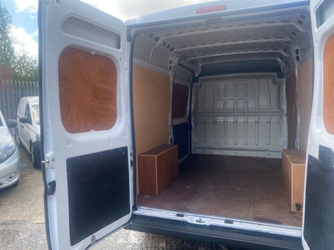 2025 Vauxhall Movano