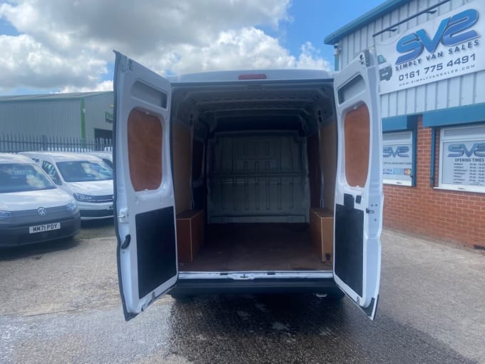 2025 Vauxhall Movano