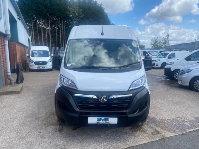 2025 Vauxhall Movano