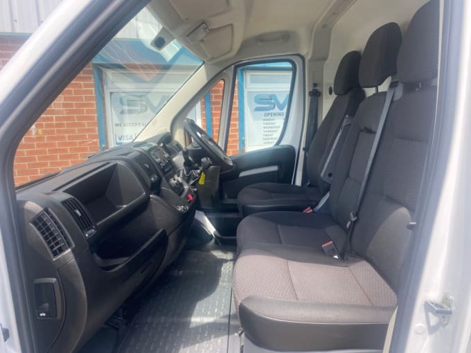 2025 Vauxhall Movano
