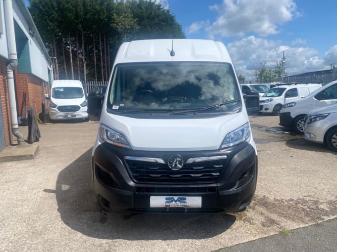 2025 Vauxhall Movano