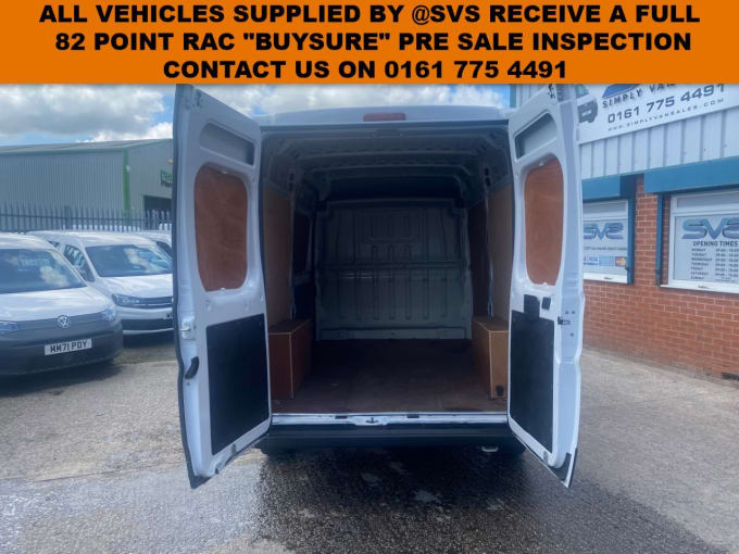 2025 Vauxhall Movano