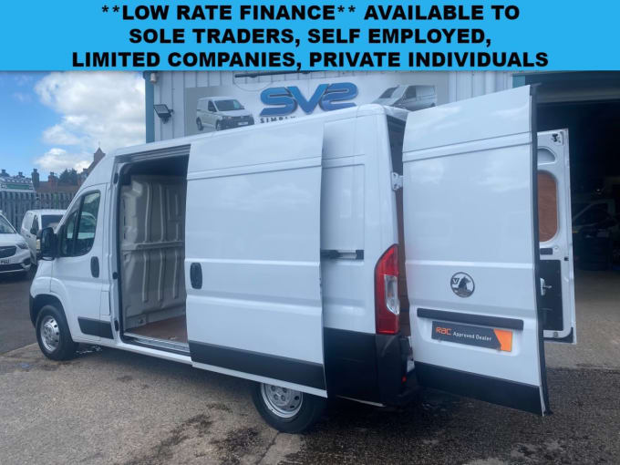 2025 Vauxhall Movano