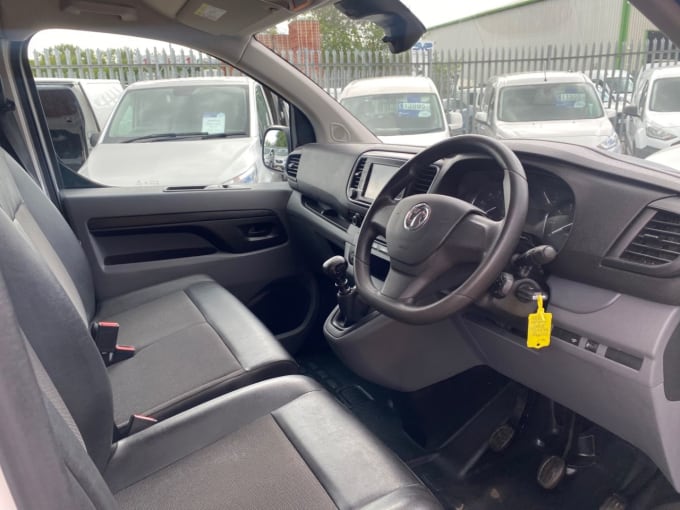 2025 Vauxhall Vivaro