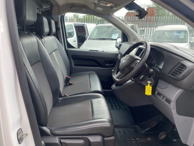 2025 Vauxhall Vivaro