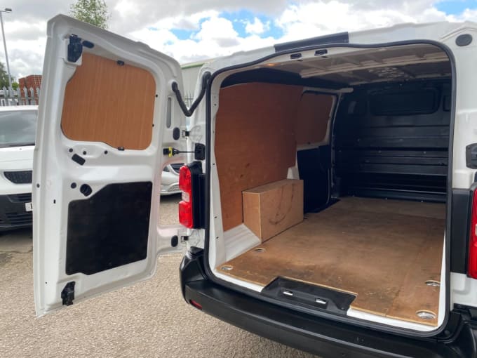 2025 Vauxhall Vivaro