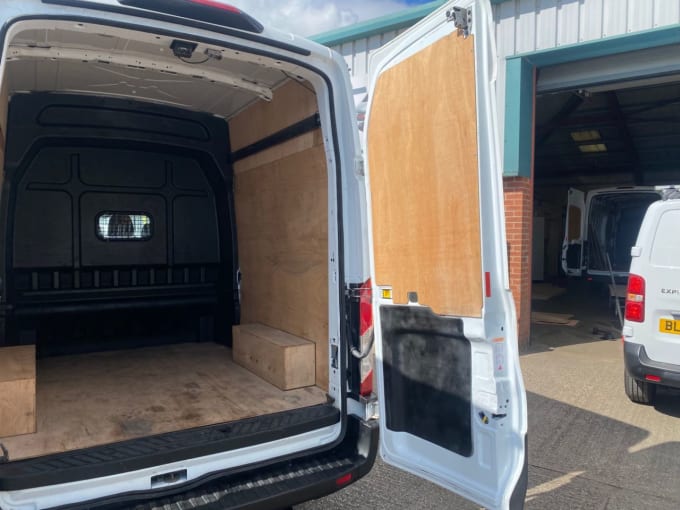 2025 Ford Transit