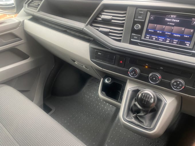 2025 Volkswagen Transporter