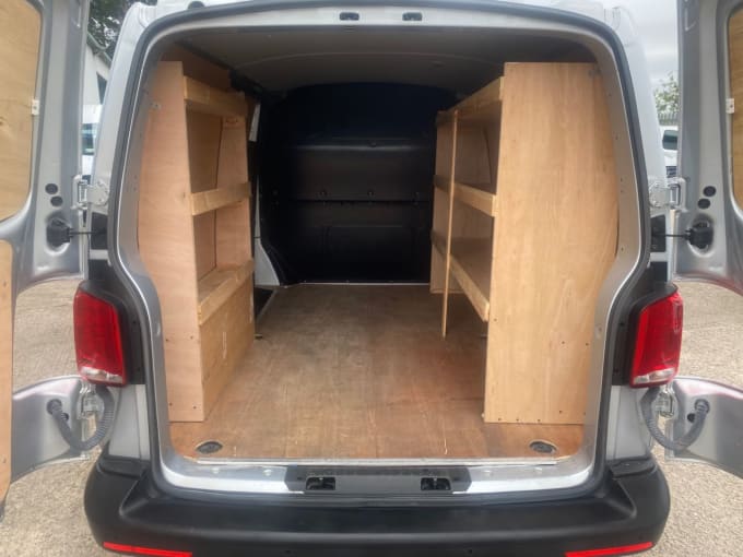 2025 Volkswagen Transporter
