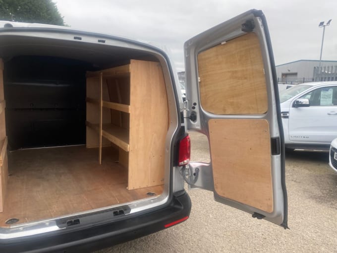2025 Volkswagen Transporter