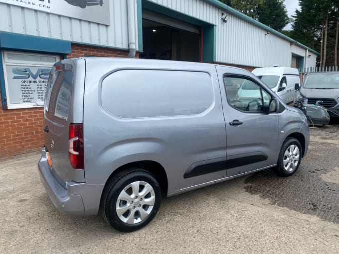 2025 Vauxhall Combo