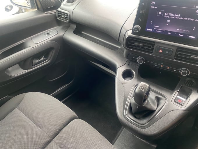 2025 Vauxhall Combo