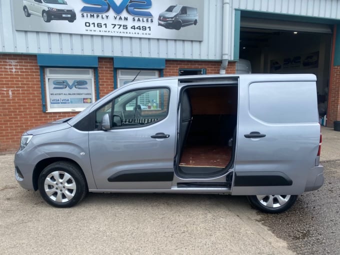 2025 Vauxhall Combo