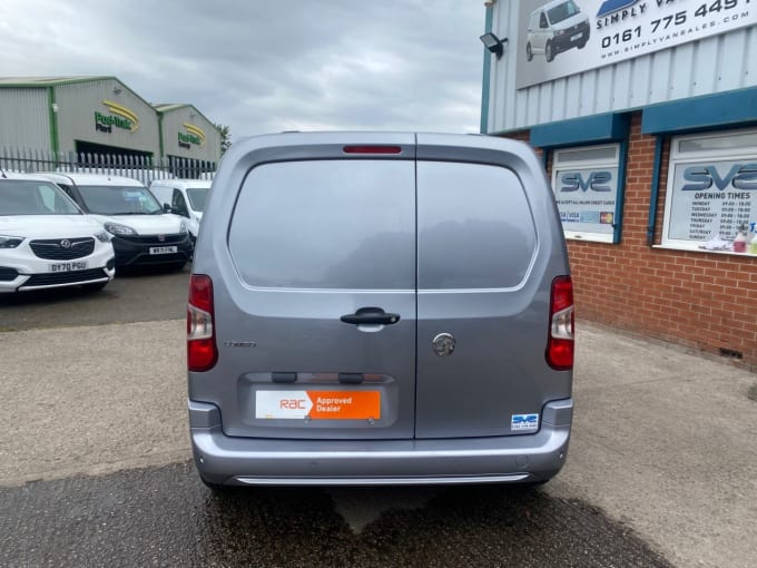 2025 Vauxhall Combo