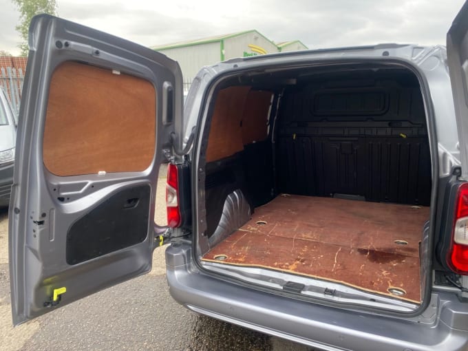 2025 Vauxhall Combo
