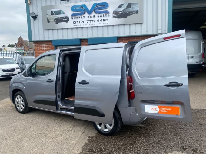 2025 Vauxhall Combo