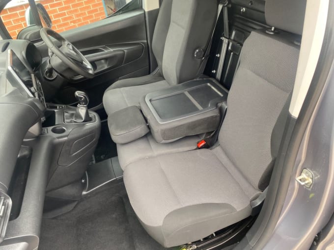 2025 Vauxhall Combo