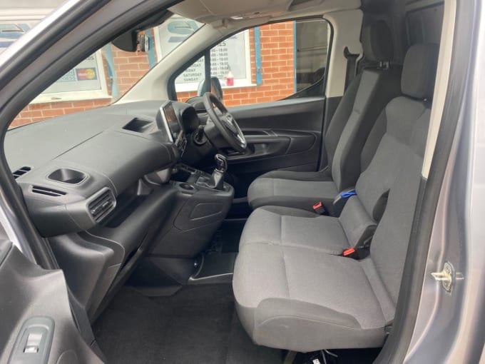 2025 Vauxhall Combo