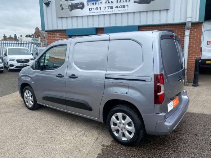2025 Vauxhall Combo