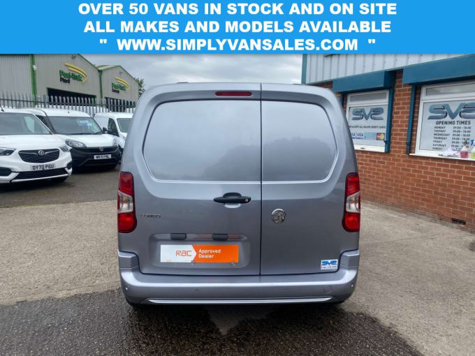 2025 Vauxhall Combo