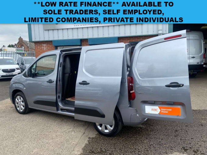 2025 Vauxhall Combo