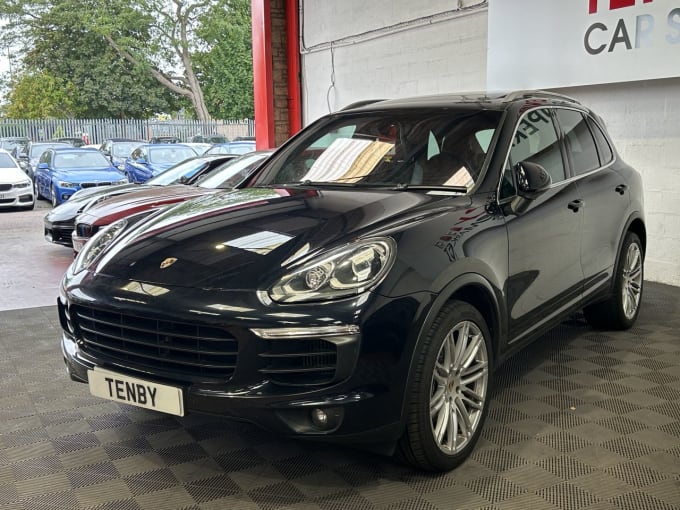 2024 Porsche Cayenne