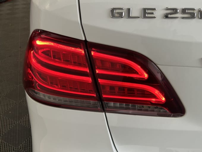 2025 Mercedes-benz Gle