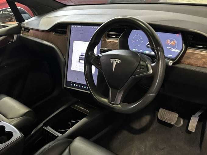 2025 Tesla Model X