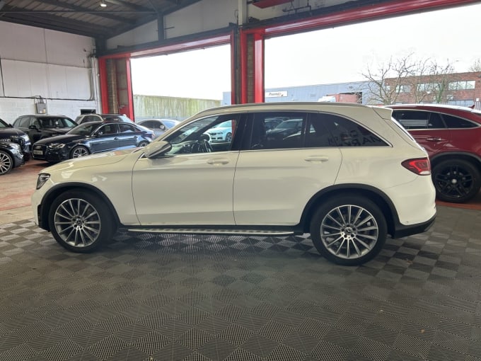 2025 Mercedes-benz Glc